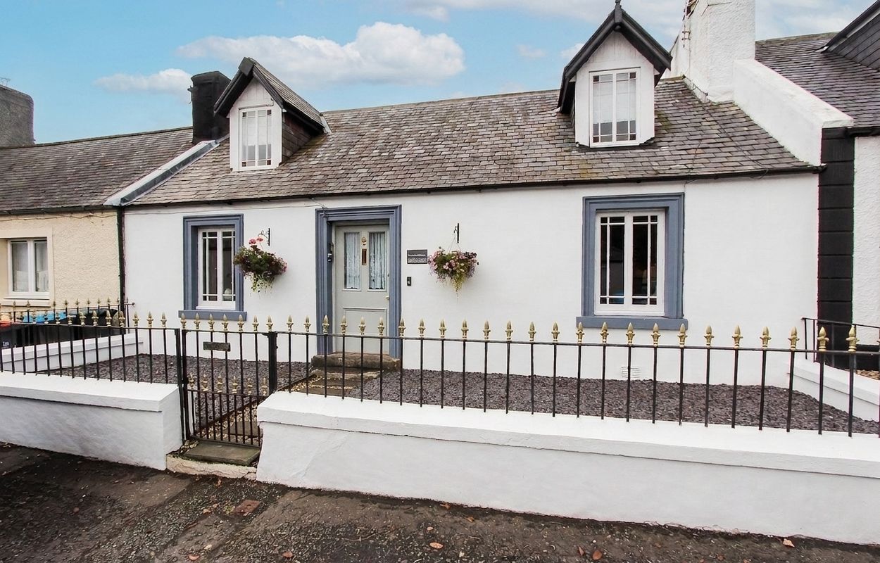 Photograph of 'Rowanlea Cottage', 76 Main Street, Kirkcolm
